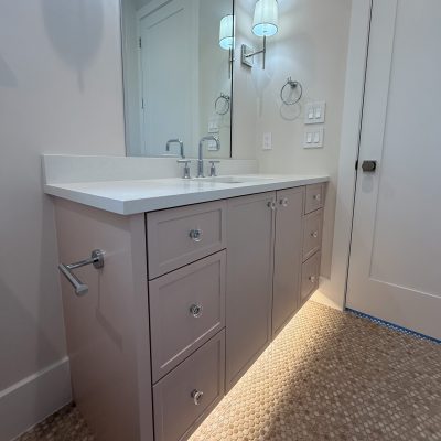 Pink Bath main toe kick